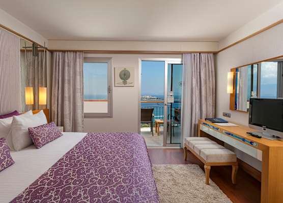 Kefaluka Resort 1
