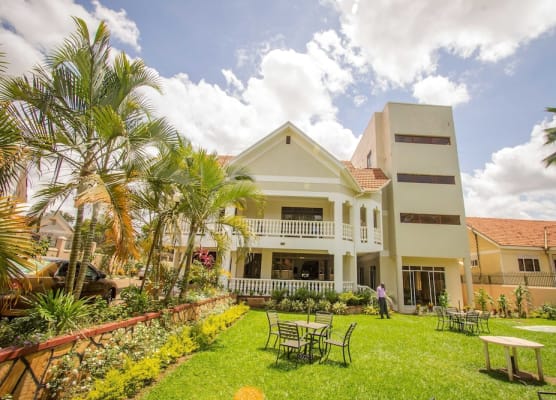 Tiptone Hotel 1