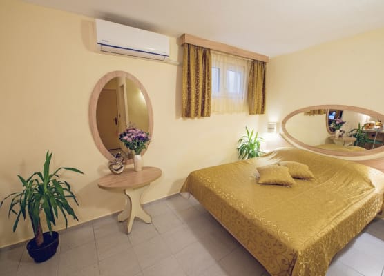 Hotel Color 1