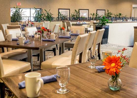 DoubleTree by Hilton Boston - Milford 1