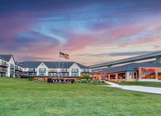 DoubleTree by Hilton Port Huron 1