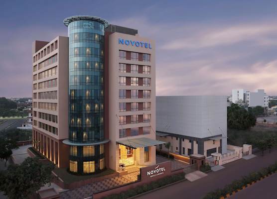 Novotel Lucknow Gomti Nagar 1