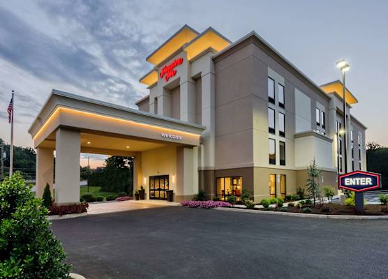 Hampton Inn Covington VA 1