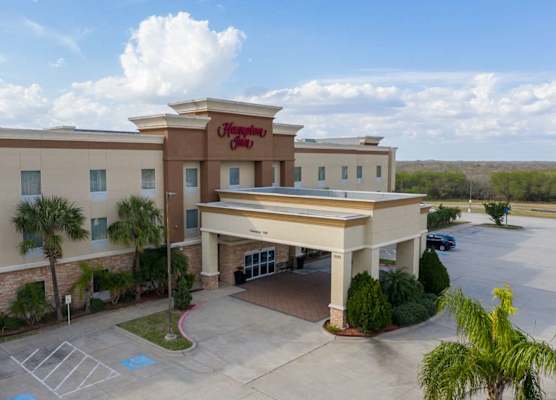 Hampton Inn Alice 1