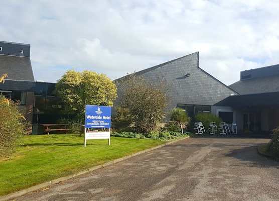 The Waterside 1