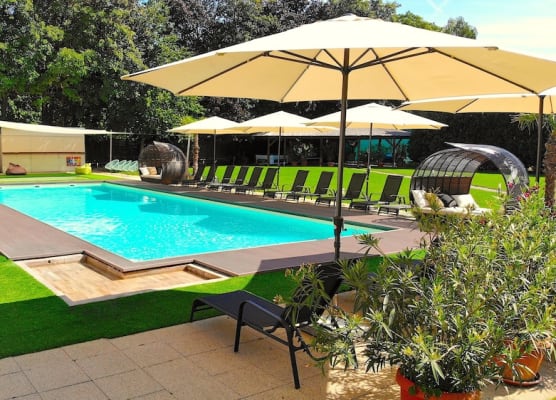 Holiday Resorts 1
