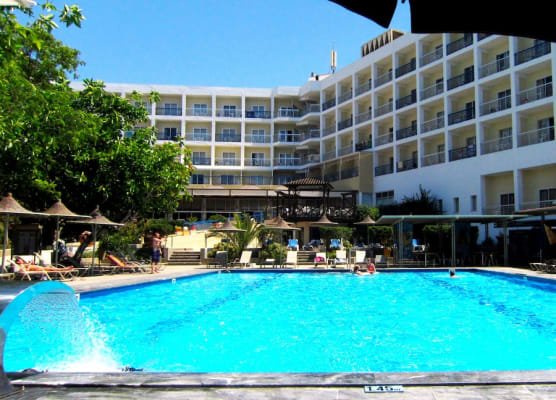 Marina Hotel 1