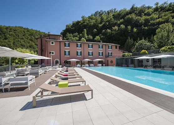 La Reggia Sporting Center Hotel 1