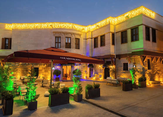 Four Mansions Hotel 1