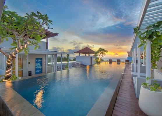Kuta Beach Hotel 1