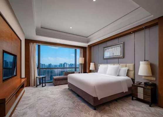 Pullman Haining 1