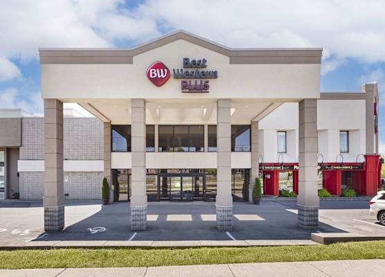 Best Western Plus Cobourg Inn & Convention Centre 1