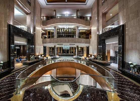 The Ritz-Carlton Jakarta, Mega Kuningan 1