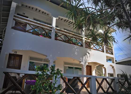 Cocolala Beach House 1