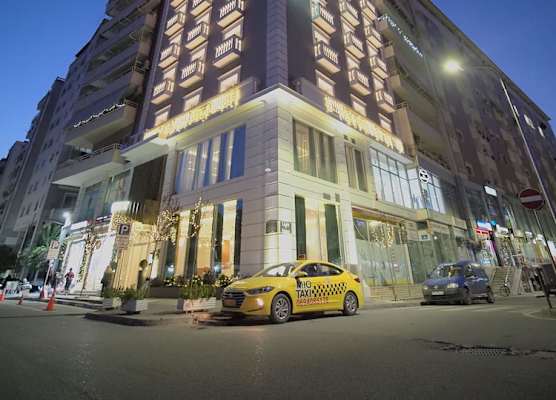 Light Hotel 1
