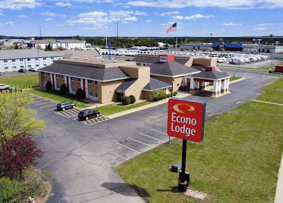 Econo Lodge Wausau - Rothschild 1