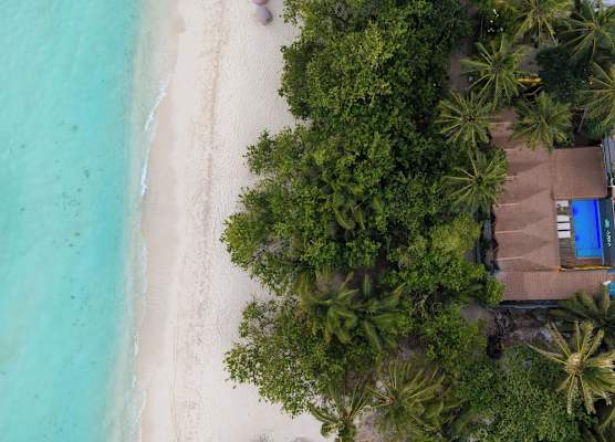 ARIA Beach, Ukulhas 1
