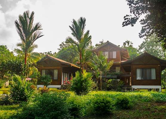 Hotel Kenaki Lodge 1