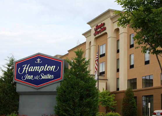 Hampton Inn & Suites Paducah 1