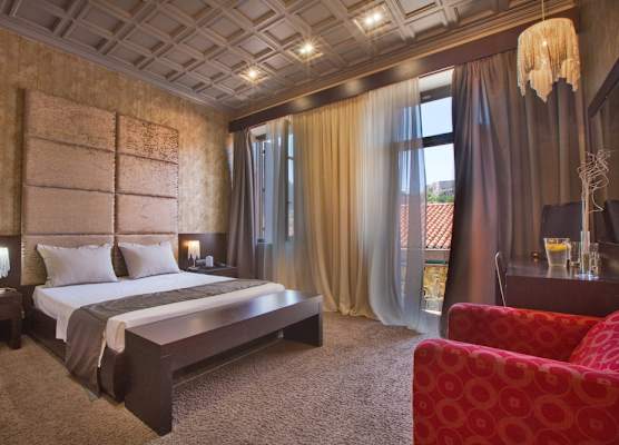 Aion Luxury Hotel 1