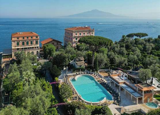 Grand Hotel Excelsior Vittoria 1