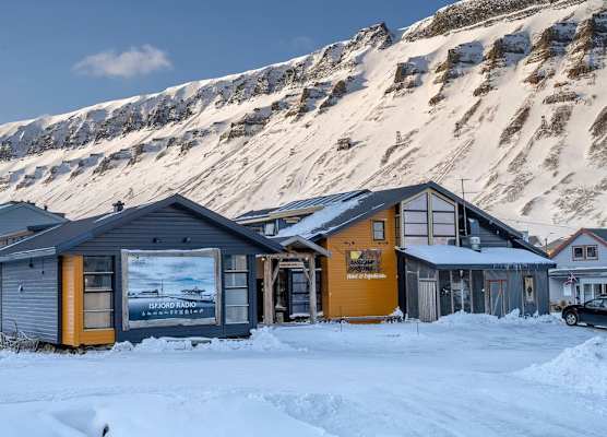 Basecamp Hotel 1