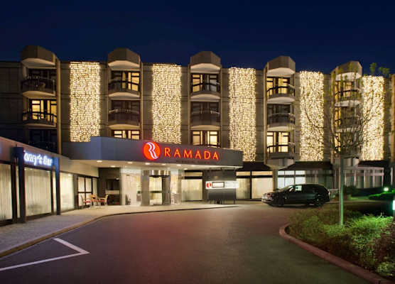 Ramada Nürnberg Parkhotel 1