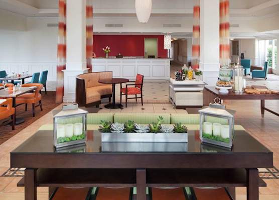 Hilton Garden Inn Montreal Airport 1