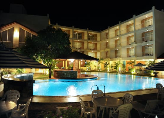 Avenra Garden Hotel 1
