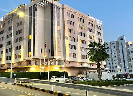 Golden Tulip Muscat 1