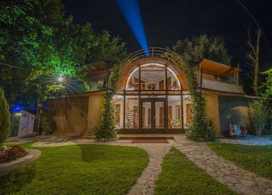 Hotel Legjenda 1