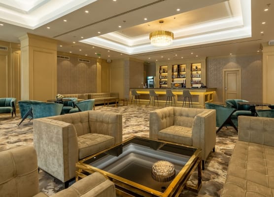 Astoria Grand Hotel 1
