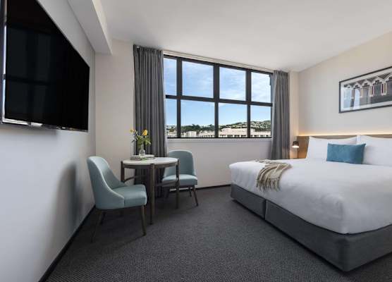 Oaks Wellington Hotel 1