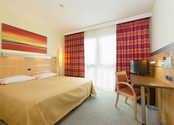UNA HOTELS Cesena Nord 1