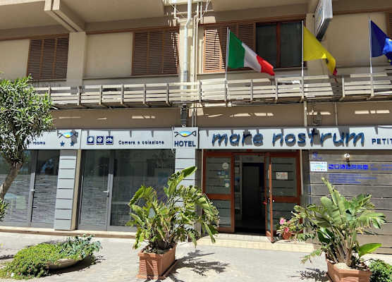 Mare Nostrum Petit Hôtel 1