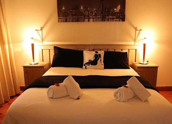 Le Bay Lodge 1