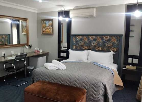 Constantia Manor Guest House 1