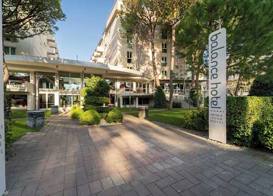 Hotel Balance 1