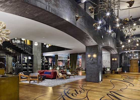 Hotel Van Zandt 1