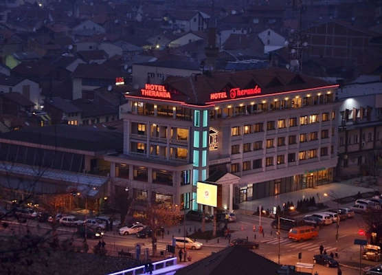Theranda Hotel 1