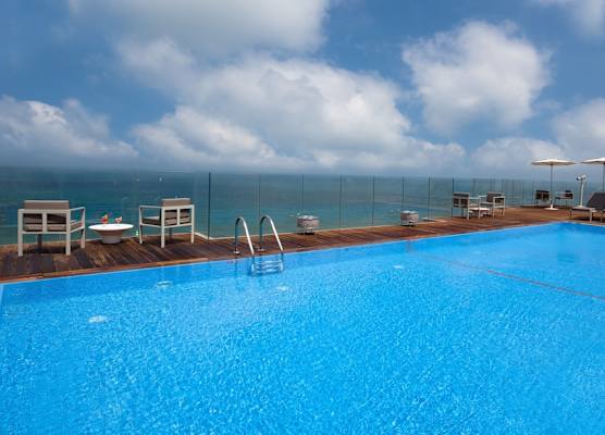 Carlton Tel Aviv Hotel – Luxury on the Beach 1
