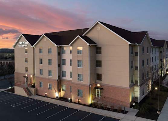 Homewood Suites by Hilton York 1