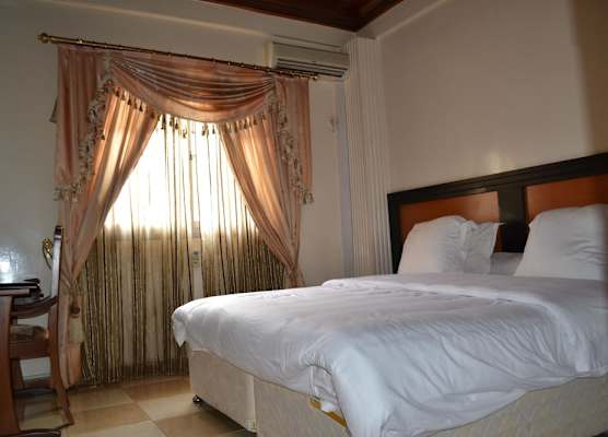 Aurelia Palace 1