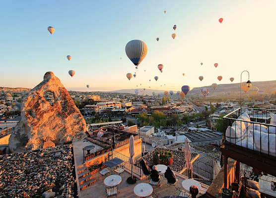 Bedrock Cave Hotel - Adults Only 1