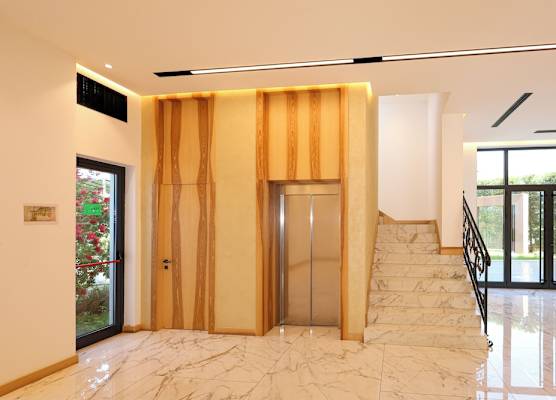 Grand White City Hotel 1