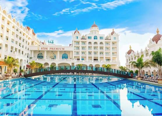 Oz Hotels Side Premium 1
