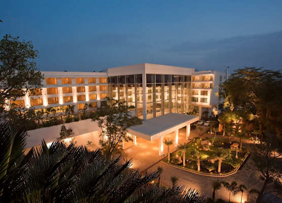 Radisson Blu Plaza Hotel Hyderabad Banjara Hills 1