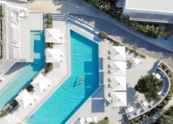 Relux Ios Hotel 1