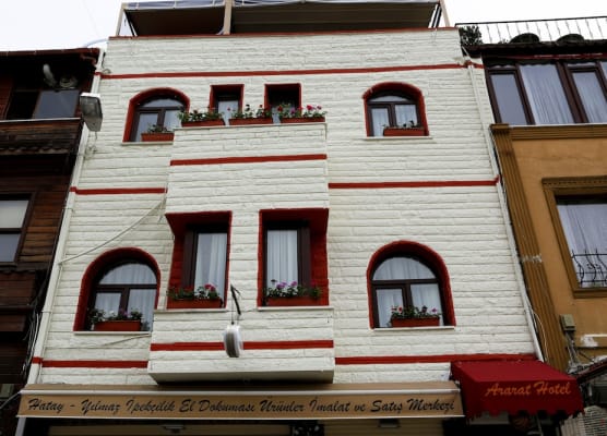 Ararat Hotel 1