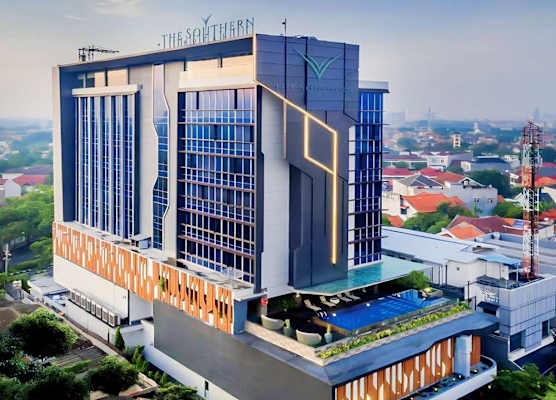 The Southern Hotel Surabaya 1